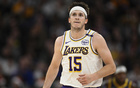 里夫斯NBA效率高，落选球员中20+得分赛季表现突出。