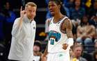 NBA季后赛首轮结束，两队淘汰，五队领先，一队平手。