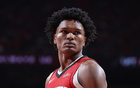 ESPN：火箭声明阿门-汤普森不可交易