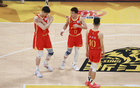 广厦篮板优势明显，总篮板47-36领先北京，前场篮板17-10。