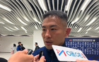 于汉超：感谢大连球迷，家乡踢球，感觉极佳。