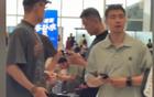 辽宁男篮赴京热身赛，继伟原帅领队，小高携名包同行。