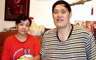 穆铁柱追悼，军旗覆盖，妻儿悲痛，姚明郑海霞哀悼出席。
